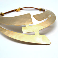 Carica l'immagine nel visualizzatore di Gallery, Collana pettorale