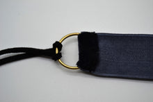 Carica l'immagine nel visualizzatore di Gallery, choker scarabeo in bronzo