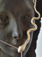 Carica l'immagine nel visualizzatore di Gallery, collana saliscendi serpente